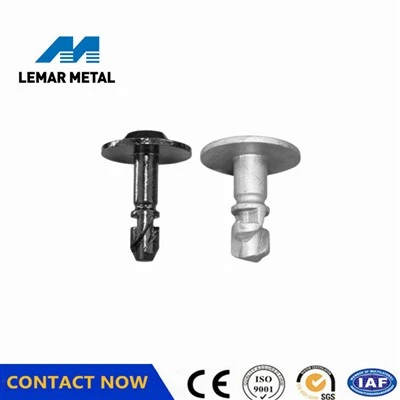 Elements de fixació de la coberta del motor